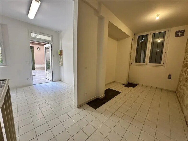 Bureau dans Paris à louer - Photo de l’immeuble – Image 3 sur 5