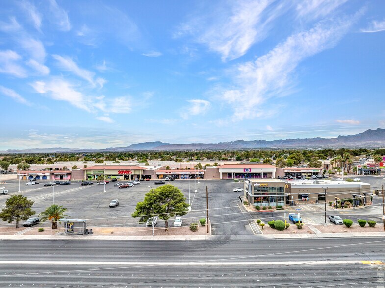 3103-3149 N Rancho Dr, Las Vegas, NV à louer - Photo de l’immeuble – Image 2 sur 10