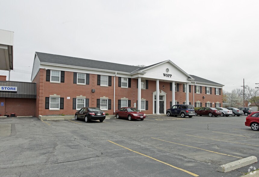 9120 W Hampton Ave, Milwaukee, WI à vendre - Photo de l’immeuble – Image 3 sur 3