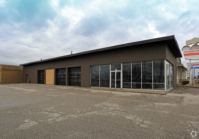 5402 N Keystone Ave, Indianapolis, IN à louer - Photo de l’immeuble – Image 2 sur 7