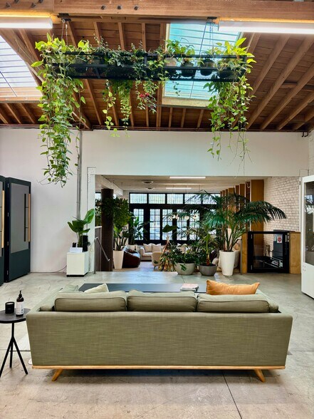923-927 S Santa Fe Ave, Los Angeles, CA à louer - Photo intérieure – Image 2 sur 11