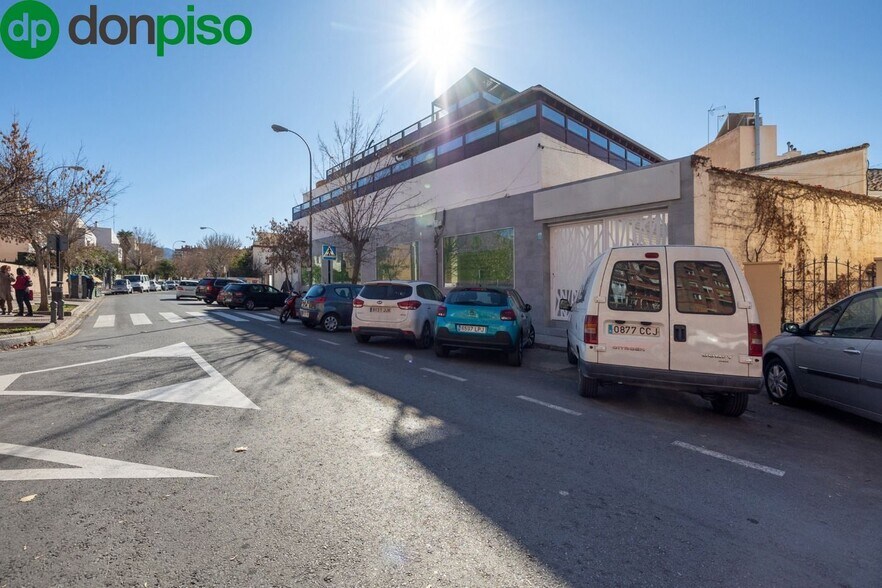 Calle Bruselas, 8, Granada, Granada à vendre - Photo de l’immeuble – Image 3 sur 38