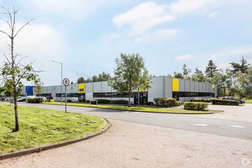 21-29 Langlands Pl, East Kilbride à louer - Photo de l’immeuble – Image 2 sur 3