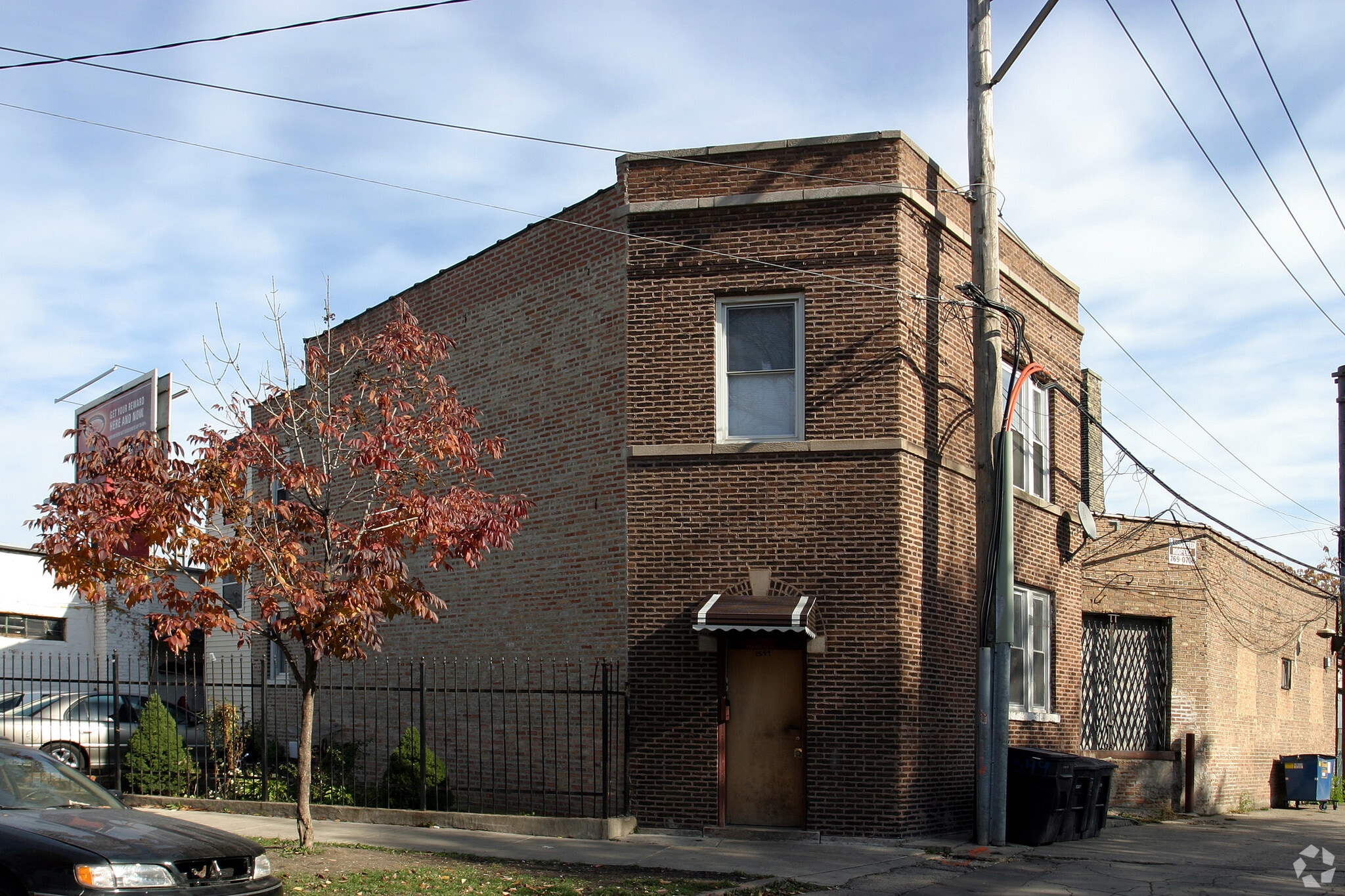 4329 W Grand Ave, Chicago, IL à louer Photo principale– Image 1 sur 3
