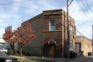 Plus de détails pour 4329 W Grand Ave, Chicago, IL - Local commercial à louer