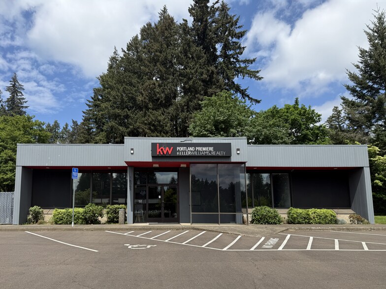 16365 Boones Ferry Rd, Lake Oswego, OR à vendre - Photo de l’immeuble – Image 1 sur 8