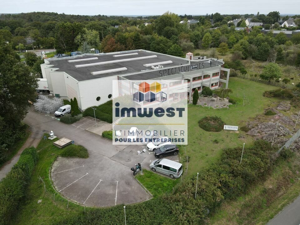 Local d'activités dans Saint-Thurial à vendre Aérien– Image 1 sur 13