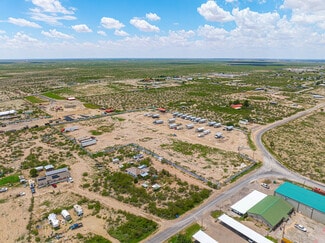 Plus de détails pour 4967 S Arizona St, Monahans, TX - Spécialisé à vendre
