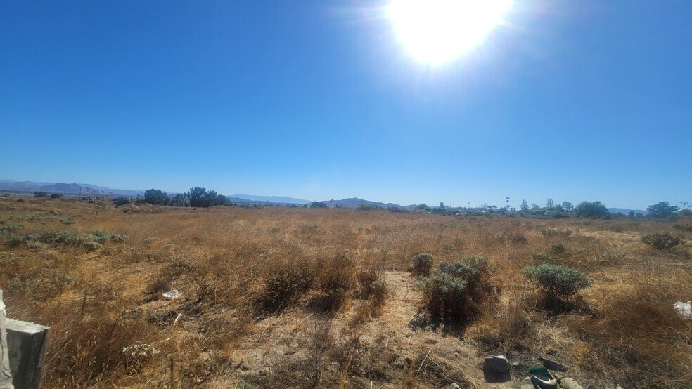 23682 Clayton Street, Perris, CA à vendre - Autre – Image 3 sur 6