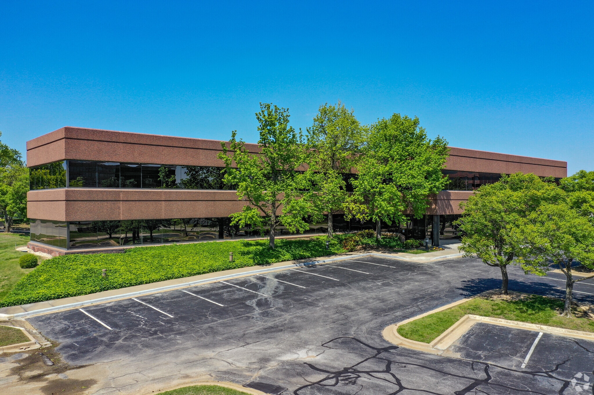 7615 E 63rd Pl, Tulsa, OK à vendre Photo principale– Image 1 sur 11