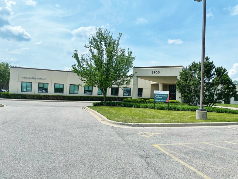 3703 Doty Rd, Woodstock, IL à louer - Photo de l’immeuble – Image 2 sur 27