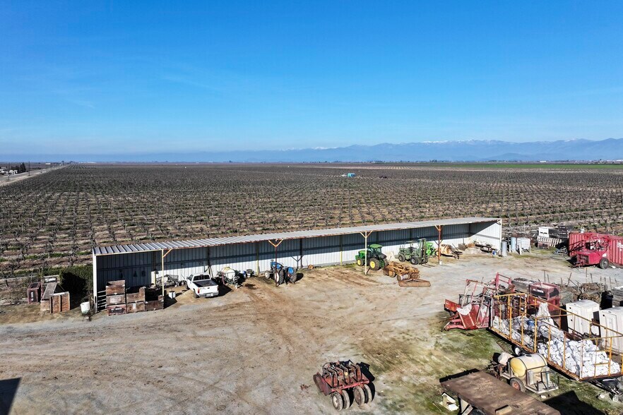 8000 Road 208, Terra Bella, CA à vendre - Photo de l’immeuble – Image 2 sur 12