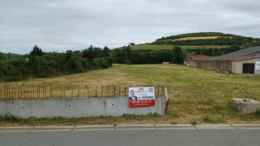 Terrain dans Combronde à vendre - Photo de l’immeuble – Image 1 sur 3