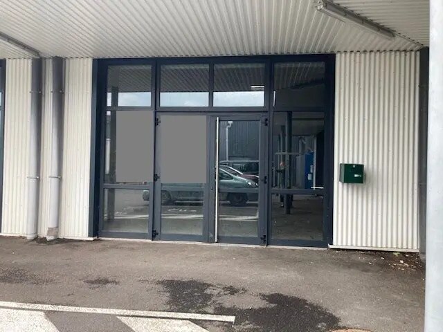 Local commercial dans Gerzat à louer - Photo de l’immeuble – Image 2 sur 5