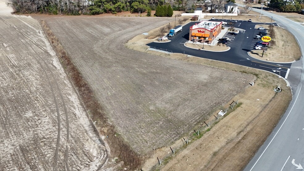 2.77-AC Bragaw Lane, Chocowinity, NC à vendre - Aérien – Image 1 sur 21