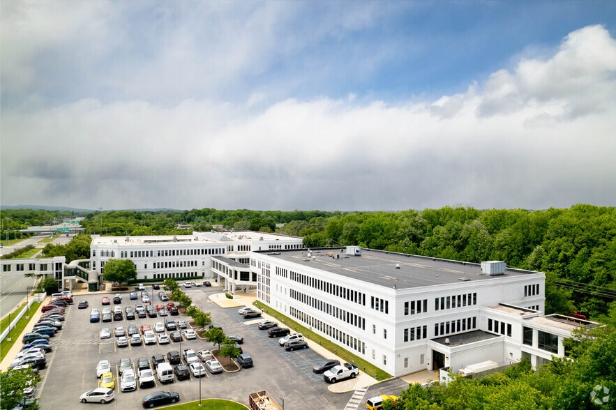 800 Prides Crossing, Newark, DE à louer - Aérien – Image 3 sur 12