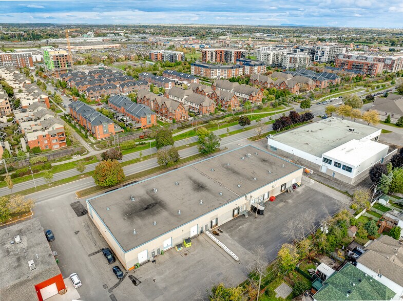 3515-3531 Boul de la Grande-Allée, Boisbriand, QC à louer - Photo de l’immeuble – Image 3 sur 10