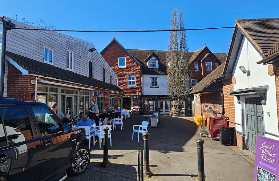 High St, Headcorn à louer - Photo de l’immeuble – Image 3 sur 3