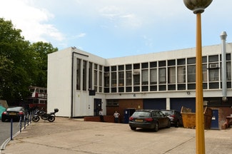 Plus de détails pour Trumpers Way, Londres - Industriel/Logistique à vendre