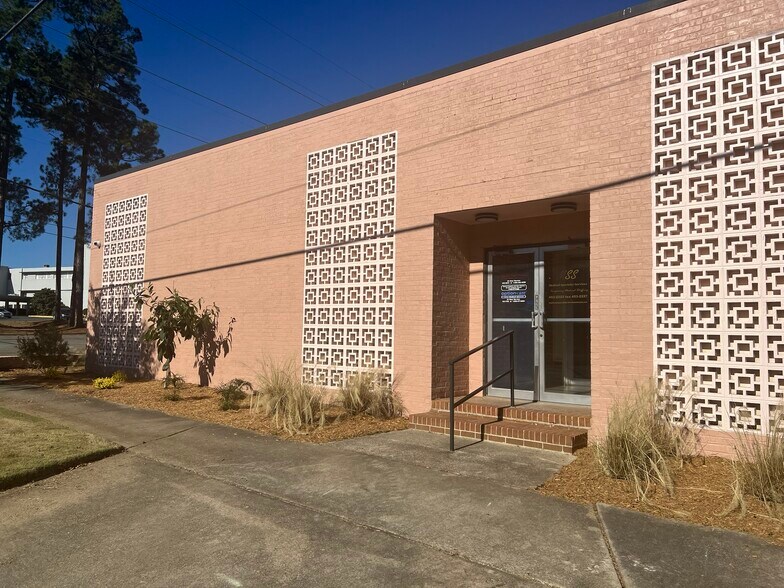 811 N Cobb St, Milledgeville, GA à louer - Photo de l’immeuble – Image 1 sur 7