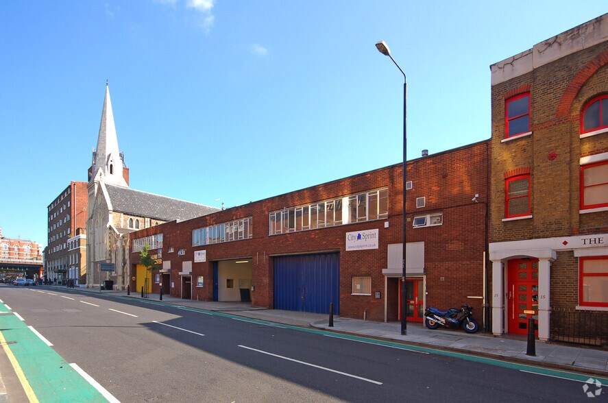 11A Dock St, Londres à louer - Photo de l’immeuble – Image 2 sur 9