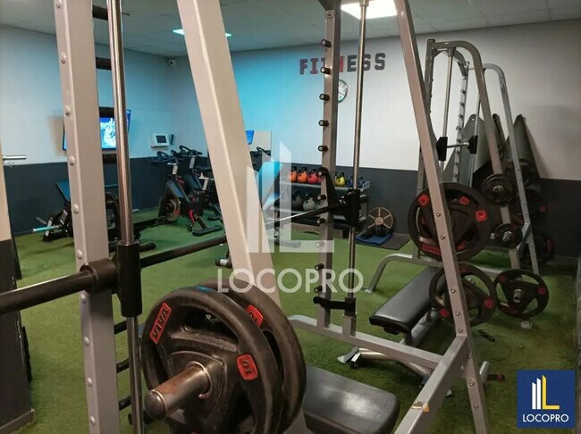 Plus de détails pour Local commercial à vendre