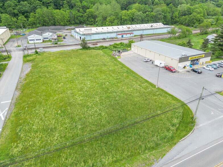 0 Lee Highway, Atkins, VA à vendre - Aérien – Image 1 sur 10