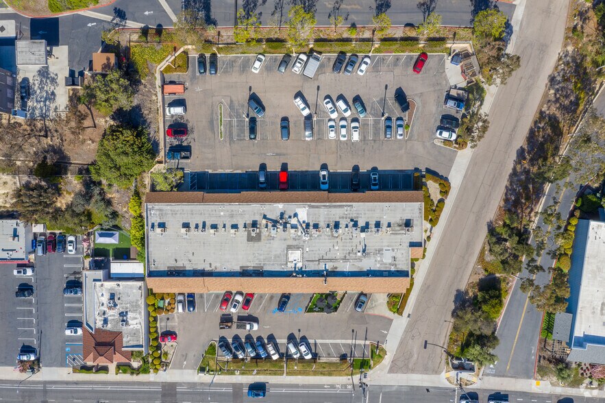 191 N El Camino Real, Encinitas, CA à louer - Aérien – Image 3 sur 3