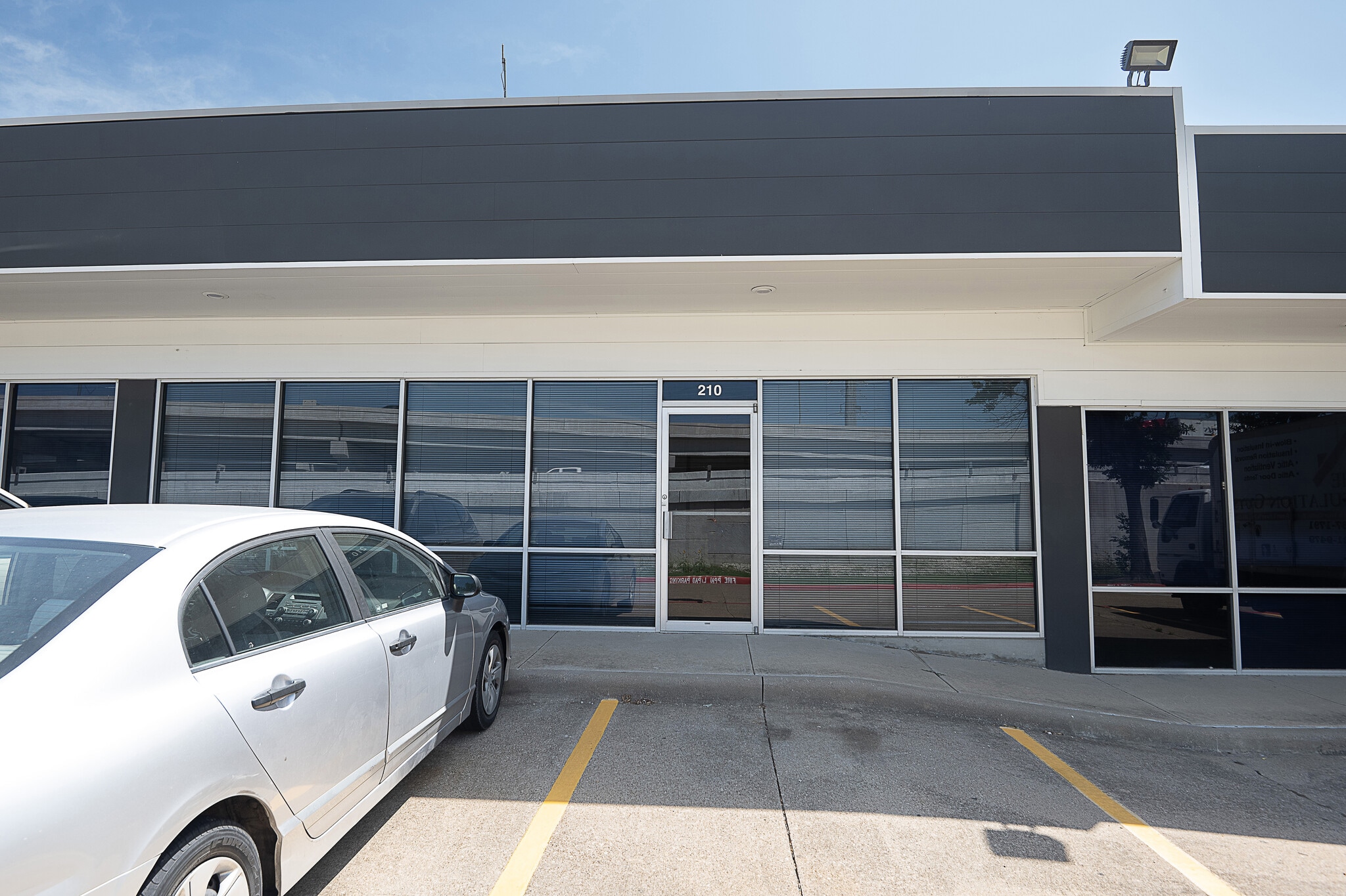 15330 Lyndon B Johnson Fwy, Mesquite, TX à louer Photo de l’immeuble– Image 1 sur 2