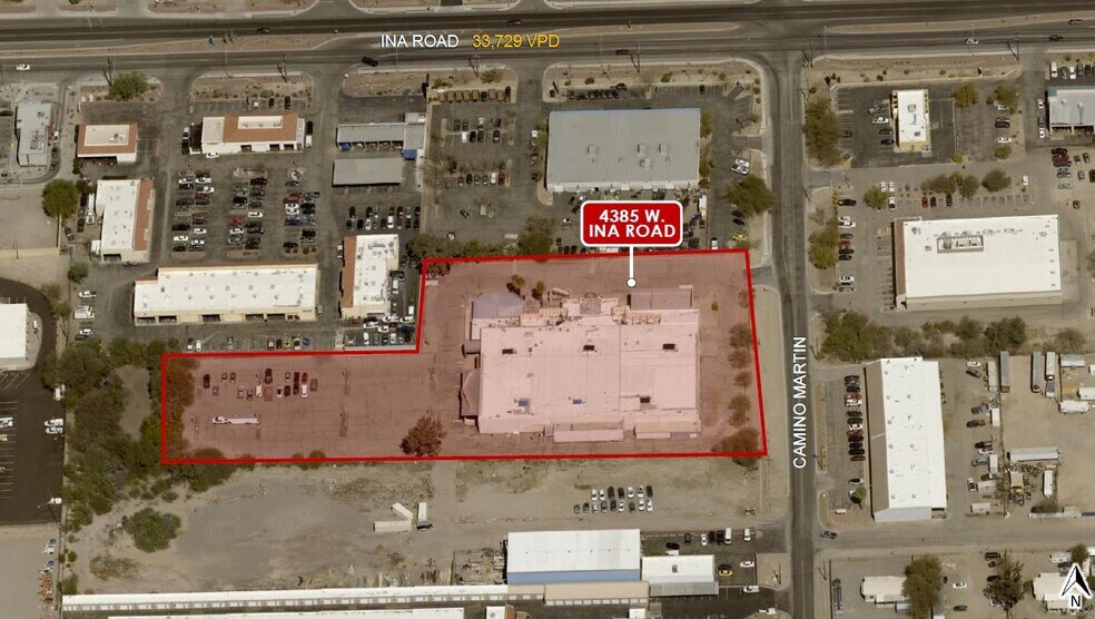 7061 N Camino Martin, Tucson, AZ à louer - Photo de l’immeuble – Image 2 sur 5