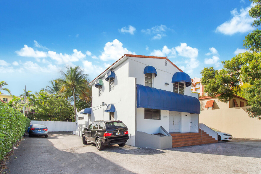 2710 SW 37th Ave, Coconut Grove, FL à vendre - Photo principale – Image 1 sur 13