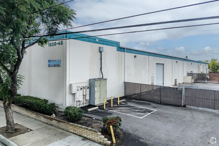 1635-1645 E Del Amo Blvd, Carson, CA à vendre - Photo de l’immeuble – Image 3 sur 7