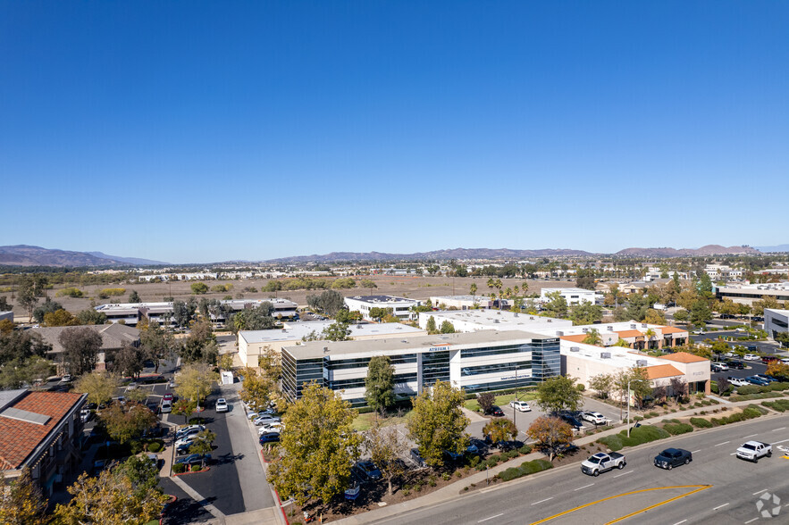 41707 Winchester Rd, Temecula, CA à louer - Photo de l’immeuble – Image 3 sur 5
