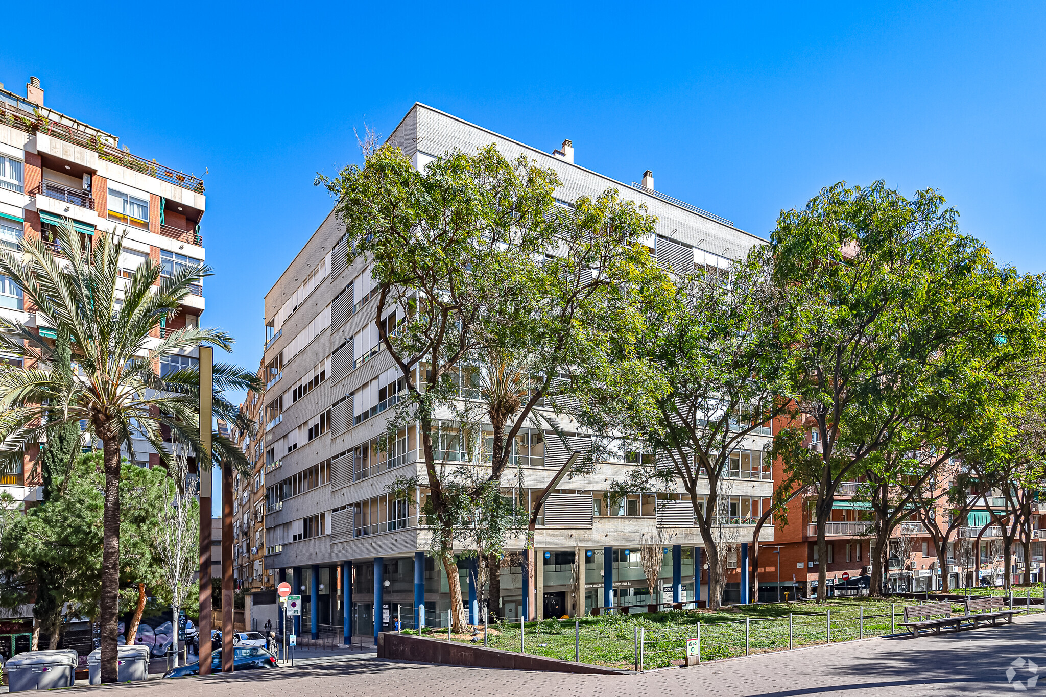 Carrer de Rosés, 1, Barcelone, Barcelona à louer Photo de l’immeuble– Image 1 sur 8