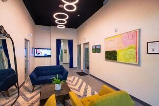 Plus de détails pour 911 Massachusetts St, Lawrence, KS - Bureau, Local commercial à louer