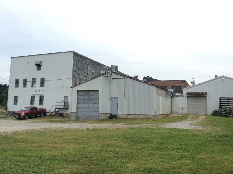 2 Pine St, Rutland, VT à vendre - Photo de l’immeuble – Image 2 sur 7