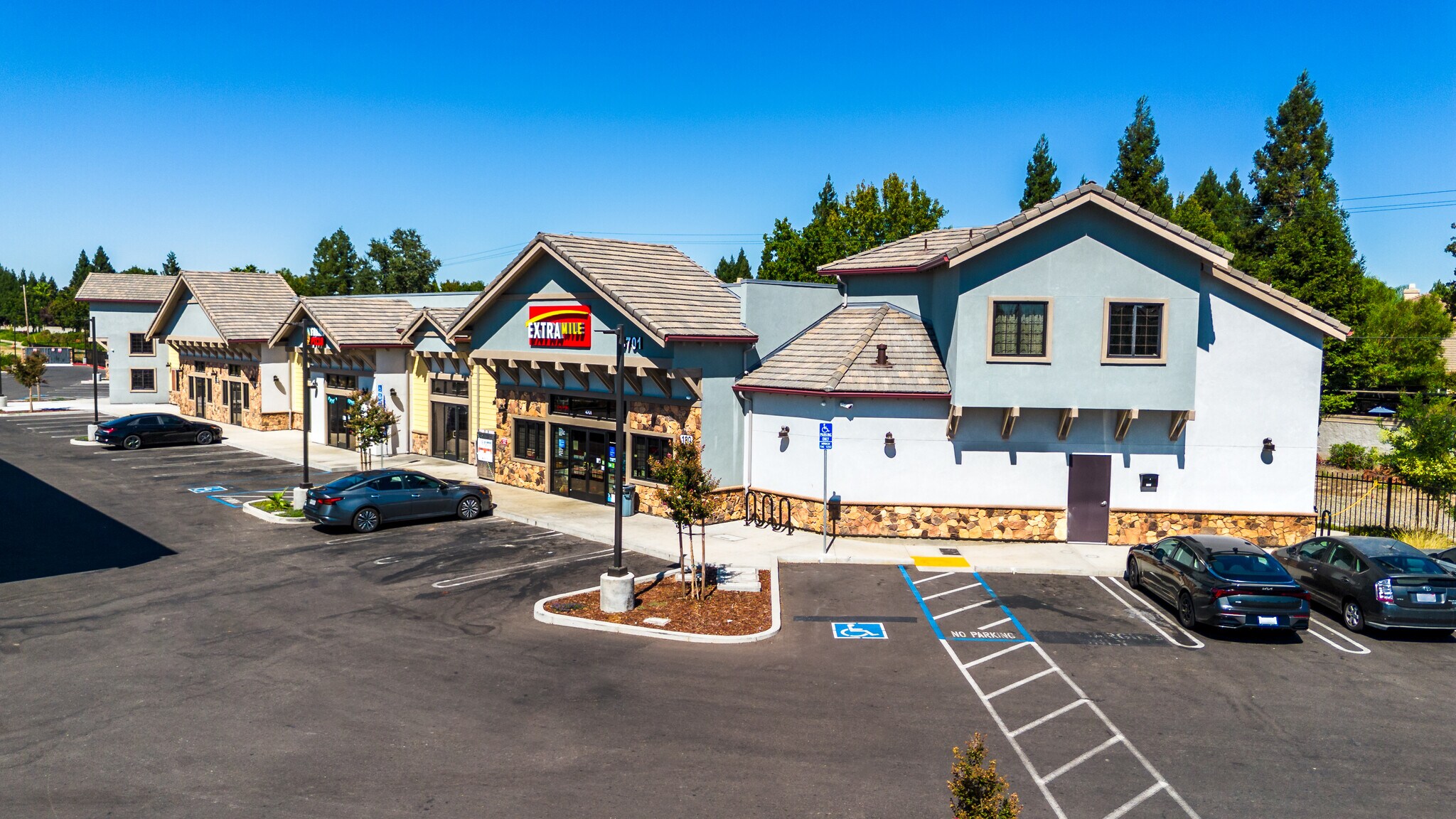 4701 Fiddyment Rd, Roseville, CA à louer Photo principale– Image 1 sur 24