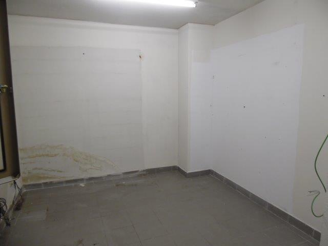 View Photo