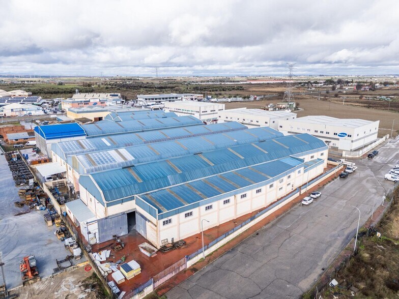 Industriel/Logistique dans Griñón, Madrid à vendre - Photo de l’immeuble – Image 3 sur 46