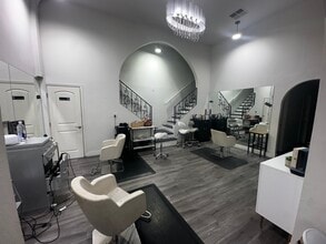 1000 Lincoln Ave, San Jose, CA à louer Photo intérieure– Image 2 sur 7