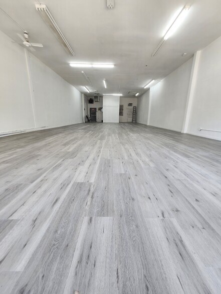7912-7912 Parsons Blvd, Flushing, NY à louer - Photo de l’immeuble – Image 3 sur 11