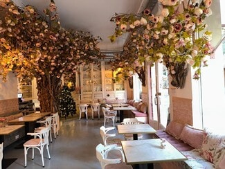 Plus de détails pour Local commercial à louer