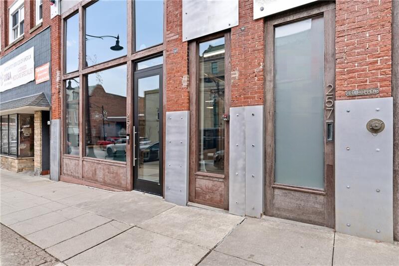251 S Main St, Butler, PA à louer - Photo de l’immeuble – Image 2 sur 10