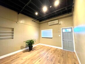 2560-2590 Lafayette St, Santa Clara, CA à louer Photo intérieure– Image 2 sur 14