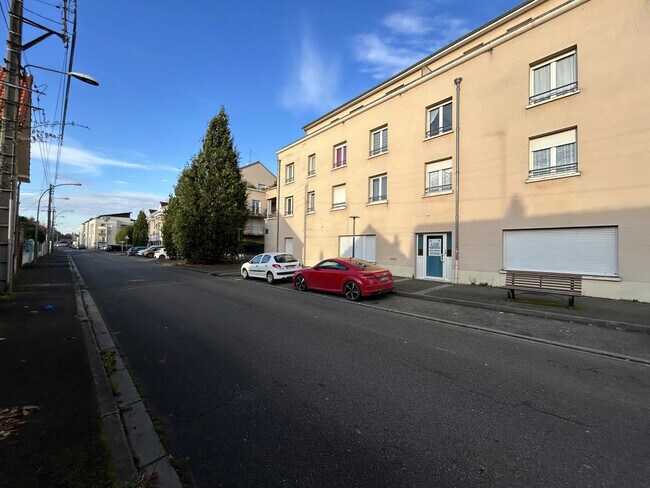 Plus de détails pour Bureau à louer