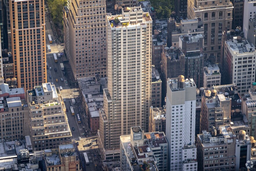1010 Avenue of the Americas, New York, NY à louer - Aérien – Image 2 sur 3