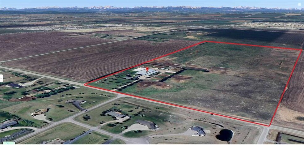250079 Range Road 32, Calgary, AB à vendre - Aérien – Image 1 sur 4