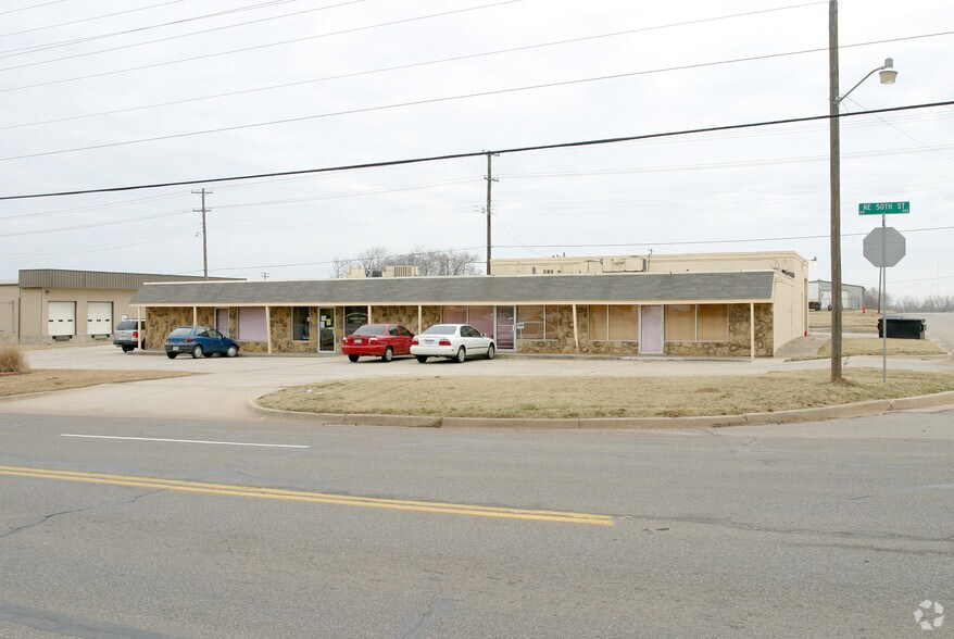 45 NE 50th St, Oklahoma City, OK à louer - Photo de l’immeuble – Image 2 sur 11