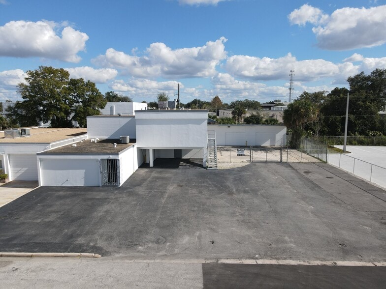 2513 Industrial Blvd, Orlando, FL à louer - Photo de l’immeuble – Image 2 sur 13