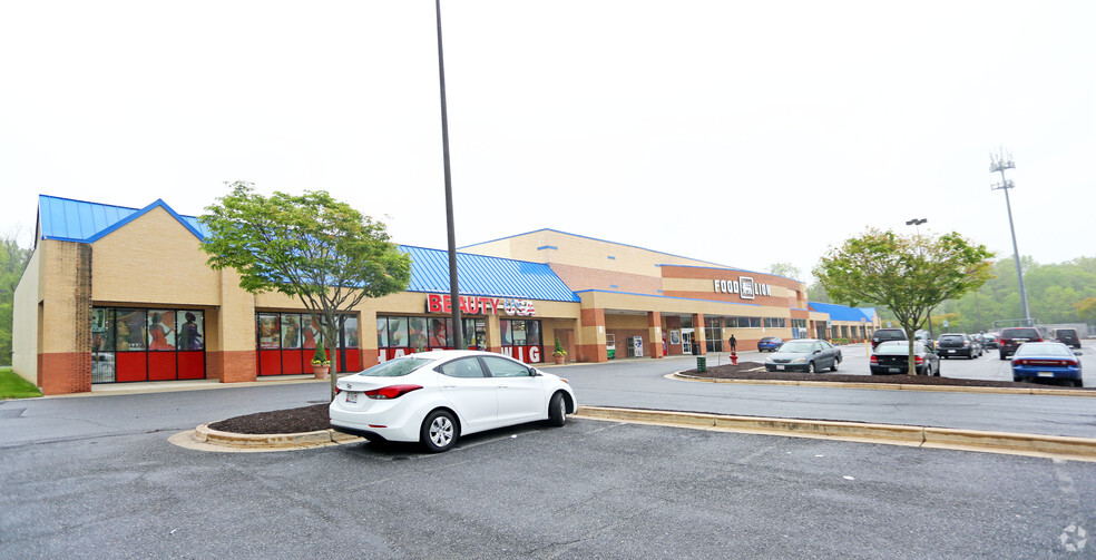 12525-12765 Laurel Bowie Rd, Laurel, MD à louer - Photo de l’immeuble – Image 3 sur 8
